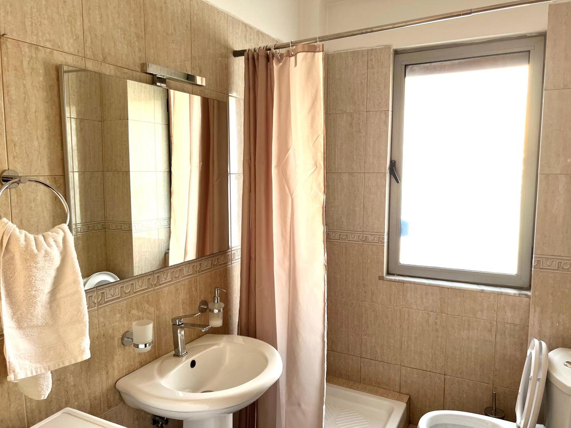 Deal 315 Apartment ティラナ エクステリア 写真