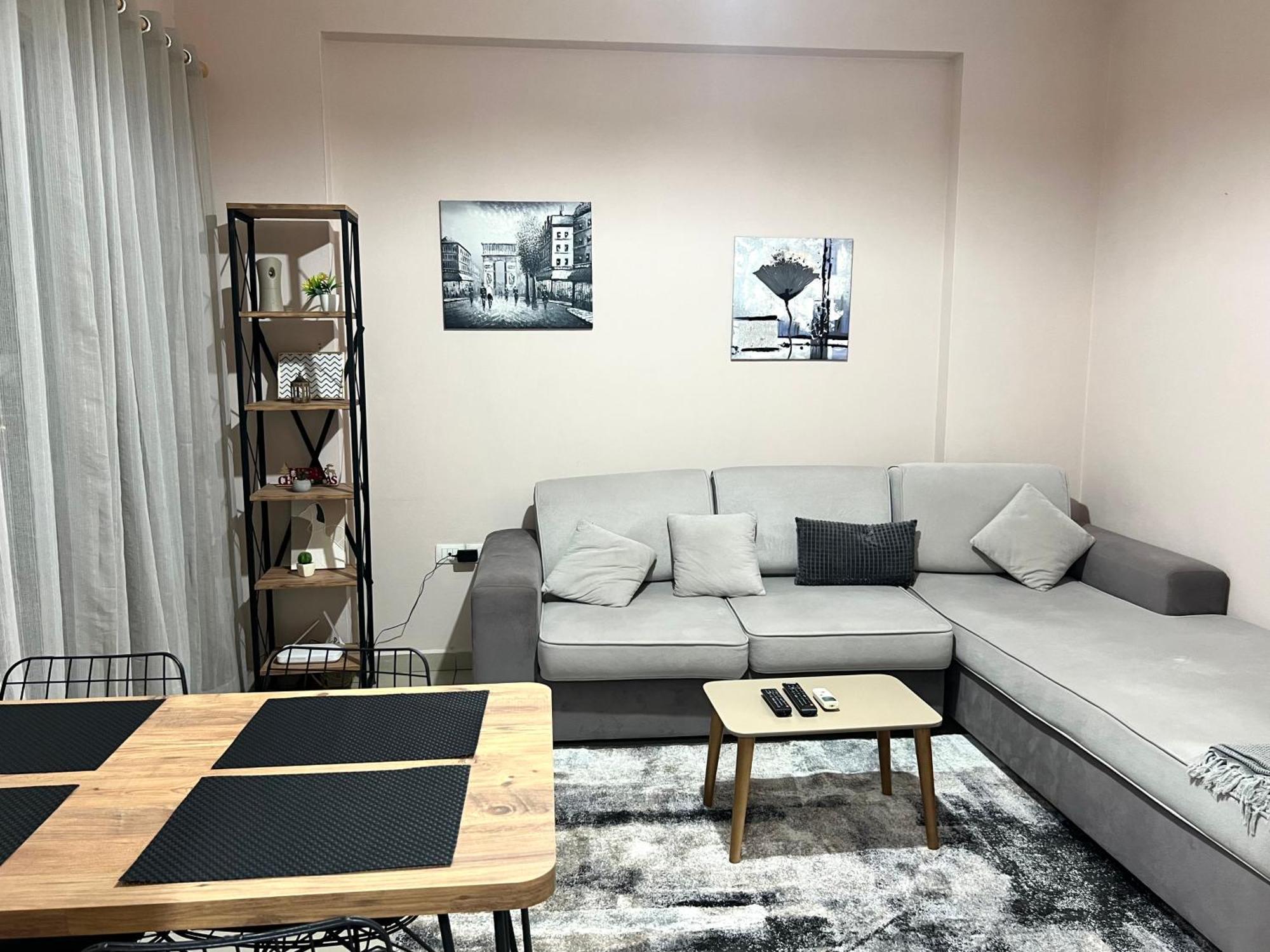 Deal 315 Apartment ティラナ エクステリア 写真